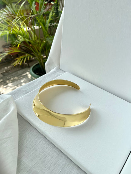 Regal Hasli Collar